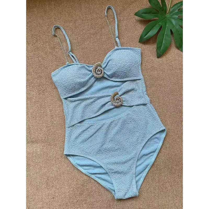 בגד ים- אוולין