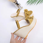 סנדלי פלטפורמה אלגנטיים- קלואי